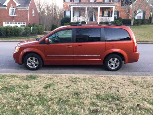 2008 Dodge Grand Caravan SXT - cars & trucks - by owner - vehicle... for sale in Brentwood, TN