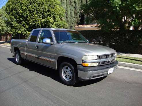 2002 CHEVROLET SILVERADO LS EXTENDED CAB - cars & trucks - by dealer... for sale in Sherman Oaks, CA