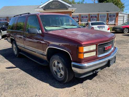 MAROON 1999 GMC YUKON for $400 Down for sale in 79412, TX