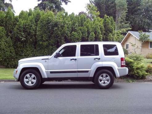 2009 Jeep Liberty 4WD 4dr Sport with 3.73 axle ratio - cars & trucks... for sale in Vancouver, OR