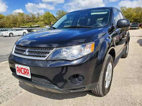 2009 Mitsubishi Outlander *1 OWNER* - cars & trucks - by owner -... for sale in San Antonio, TX