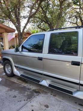 CHEVY SUBURBAN - cars & trucks - by owner - vehicle automotive sale for sale in San Juan, TX