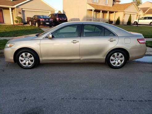 2010 Toyota Camry LE - cars & trucks - by owner - vehicle automotive... for sale in Fort Wayne, IN