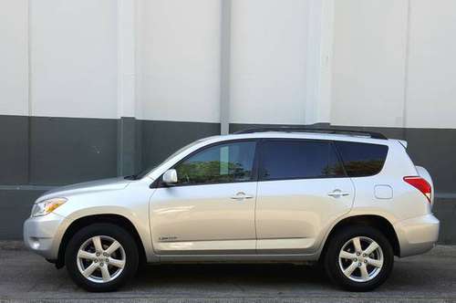 Classic Silver 2008 Toyota Rav4 Limited/AWD/Sunroof/Records for sale in Raleigh, NC