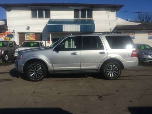 ★★★ 2017 Ford Expedition XLT 4x4 / 3rd Row / Ecoboost Turbo for sale in Grand Forks, ND