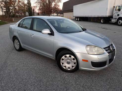 Volkswagen Jetta 2005,5speed stick 5cyl,1owner,new stickers,runs... for sale in Folcroft, PA