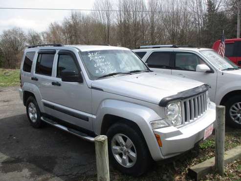 2010 JEEP LIBERTY SPORT 4 4, BEAUTIFUL JEEP - - by for sale in North Ridgeville, OH