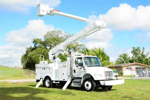 2009 FREIGHTLINER M2 ALTEC BUCKET TRUCK 55FT - - by for sale in Hollywood, GA