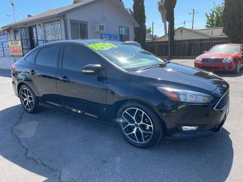 2017 Ford Focus SEL Sunroof Gas Saver HUGE SALE NOW - cars & for sale in CERES, CA