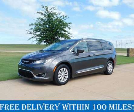 2018 Chrysler Pacifica Touring L for sale in Denison, TX
