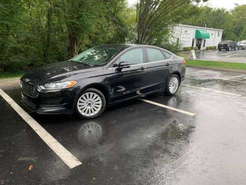 2016 Ford Fusion Hybrid SE - cars & trucks - by dealer - vehicle... for sale in Murfreesboro, TN