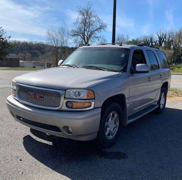 2005 GMC DENALI - cars & trucks - by owner - vehicle automotive sale for sale in Baltimore, MD
