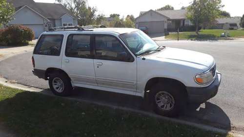 2000 Ford Explorer XL 4WD for sale in Mooresville, IN