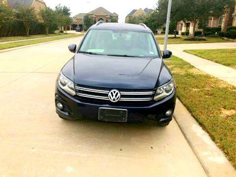 2012 Volkswagen Tiguan... Clean title. - cars & trucks - by owner -... for sale in Houston, TX