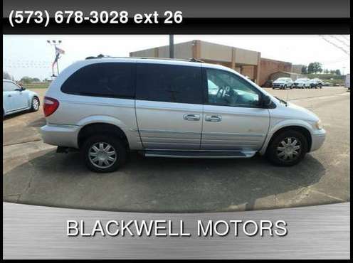 2005 Chrysler Town & Country Limited - cars & trucks - by dealer -... for sale in Bonne Terre, MO