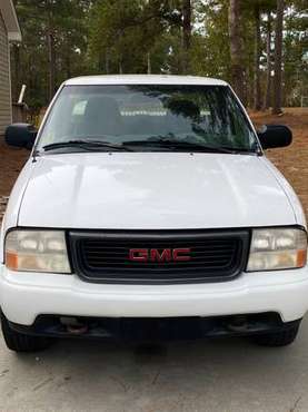 2000 GMC Sonoma SL 4x4 Ext Cab - cars & trucks - by owner - vehicle... for sale in Elgin, SC