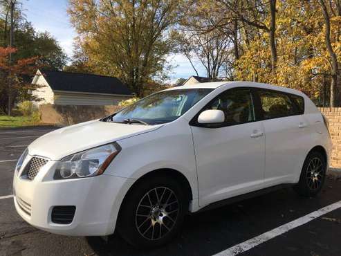 Gorgeous 2010 Pontiac Vibe with rare 5-speed manual & more! - cars &... for sale in Livonia, MI