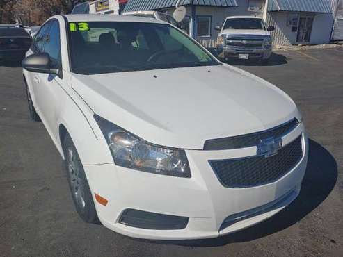 2013 Chevrolet Cruze LS Auto - cars & trucks - by dealer - vehicle... for sale in Loveland, CO