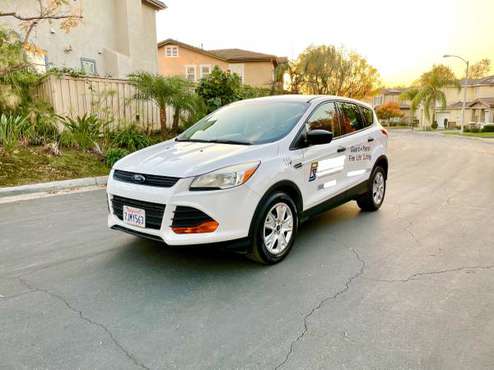 2015 FORD ESCAPE MINI SUV - cars & trucks - by owner - vehicle... for sale in Anaheim, CA