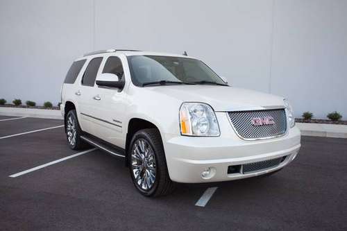 2011 GMC Yukon Denali SOUTHERN NO RUST LOW MILES CLEAN CARFAX AWD for sale in tampa bay, FL