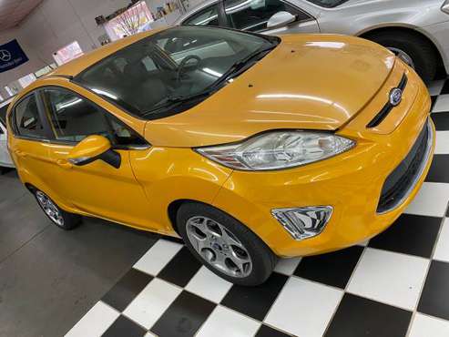 2011 Ford Fiesta - - by dealer - vehicle automotive sale for sale in Urbana Illinois 61802, IL