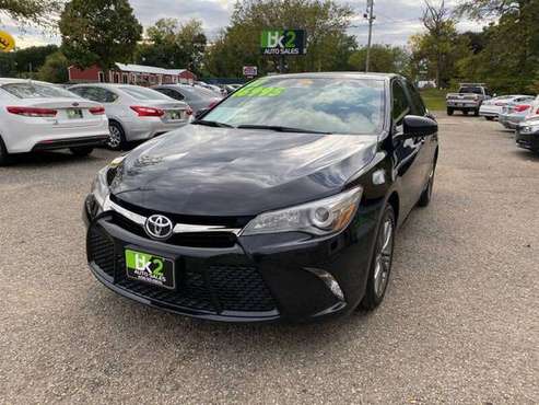 2017 Toyota Camry SE - cars & trucks - by dealer - vehicle... for sale in Beloit, IL
