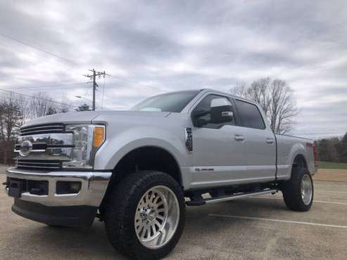 2017 FORD F-250 4X4 Lariat CLEAN FORCES HEADTURNER - cars & for sale in Stokesdale, VA