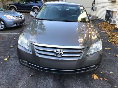 2005 TOYOTA AVALON XLS. ONLY 122K MILES. EXCELLENT CONDITION. CLEAN... for sale in Yonkers, NY