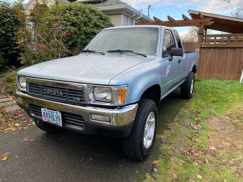 1991 Toyota Pickup 4x4 Sr5 Ext. Cab - cars & trucks - by owner -... for sale in Portland, OR