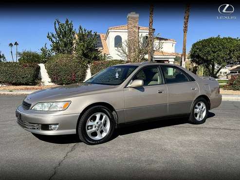 2001 Lexus ES 300 Sedan is priced to SELL NOW! - - by for sale in Palm Desert , CA