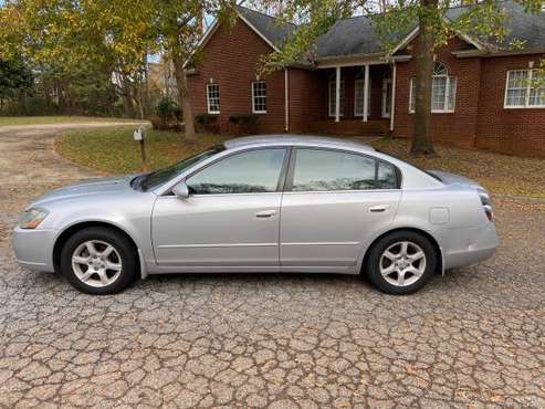 2006 NISSAN ALTIMA - cars & trucks - by owner - vehicle automotive... for sale in Jefferson, GA