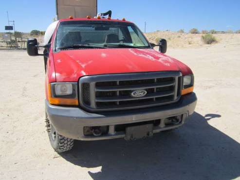 1999 pumping ford truck 4x4 manual trasmicion for sale in Farmington, NM