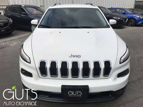 2018 Jeep CHEROKEE Latitude - - by dealer - vehicle for sale in Gardena, CA