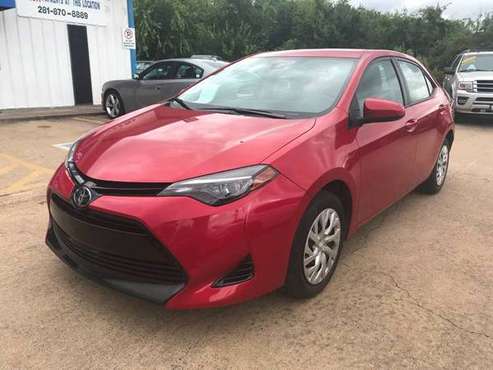 2019 Toyota corolla FACTORY WARRANTY STILL HAS ! - cars & for sale in Houston, TX