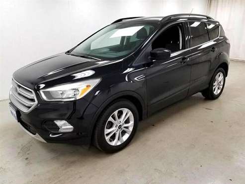 2017 FORD ESCAPE! HEATED SEATS! $0/DN $259/MONTH! APPROVALS 4... for sale in Chickasaw, OH