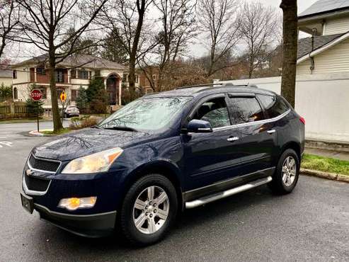 2012 Chevrolet Traverse AWD fully loaded 3rd row seat - cars & for sale in STATEN ISLAND, NY