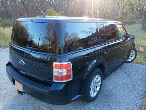 2010 Ford Flex SE - cars & trucks - by owner - vehicle automotive sale for sale in Mokena, IL