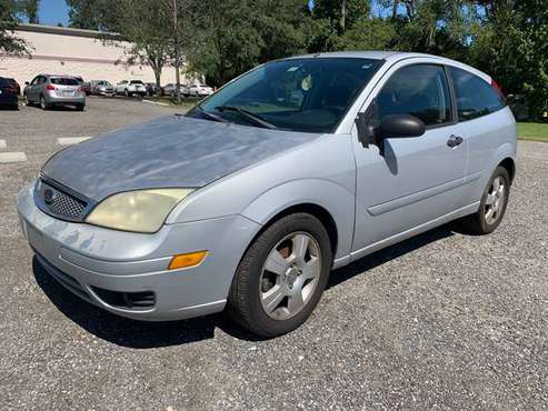 2005 Ford Focus ZX3 SES *** CASH SPECIAL *** - cars & trucks - by... for sale in Jacksonville, FL