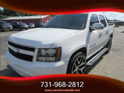 2009 CHEVROLET AVALANCHE, LEATHER, BLUETOOTH, TV/DVD, EXTRA CLEAN!! VE for sale in Lexington, TN