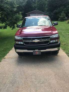 2006 Chevy Silverado 2500 HD - cars & trucks - by owner - vehicle... for sale in Brandenburg, KY