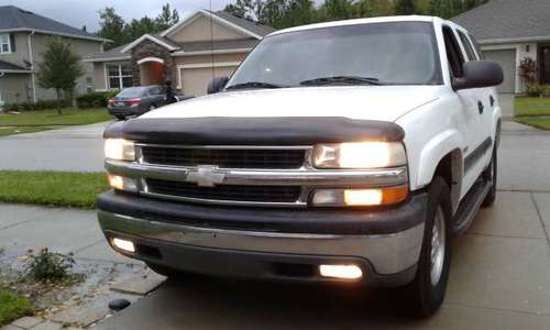 Chevy Tahoe 2003 clean low miles - cars & trucks - by owner -... for sale in Ormond Beach, FL