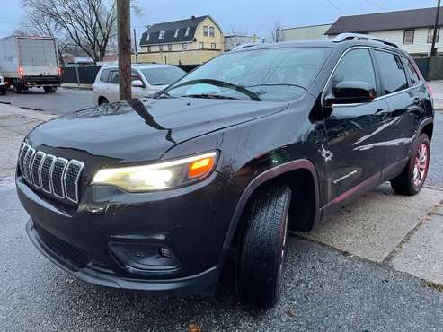 2019 Jeep Cherokee with 33k miles clean title reliable car - cars &... for sale in Baldwin, NY