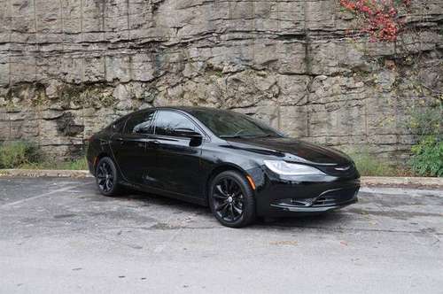 2015 Chrysler 200 S FREE 90 DAY WARRANTY! - cars & trucks - by... for sale in Columbia , TN