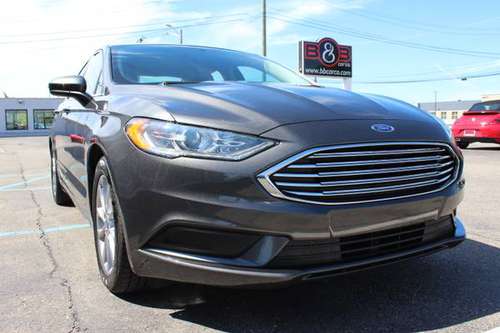 2017 Ford Fusion SE *One Owner**Price Reduced* - cars & trucks - by... for sale in Mount Clemens, MI