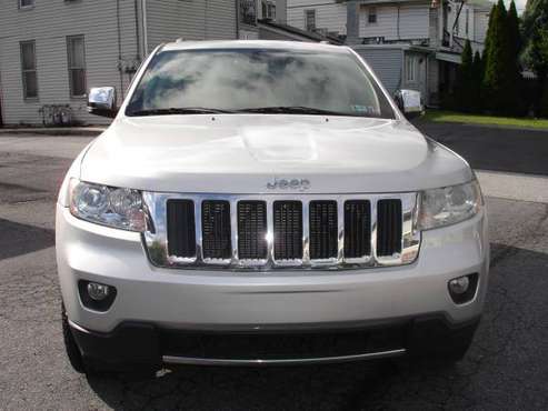 2012 Jeep Grand Cherokee Limited 4X4 - cars & trucks - by dealer -... for sale in New Cumberland, PA
