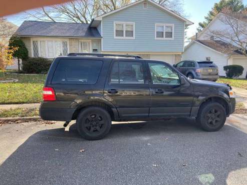 2007 Ford Expedition - cars & trucks - by owner - vehicle automotive... for sale in Northfield, NJ