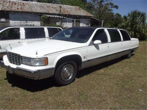 1993 Cadillac Fleetwood for sale in Cadillac, MI