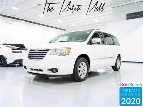 2010 Chrysler Town & Country Touring - cars & trucks - by dealer -... for sale in Macomb, MI
