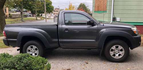 Toyota Tacoma truck/pickup 4x4 for sale in Providence, RI