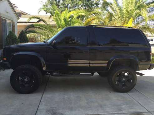 1995 Lifted Chevy Tahoe 4x4 for sale in Clovis, CA